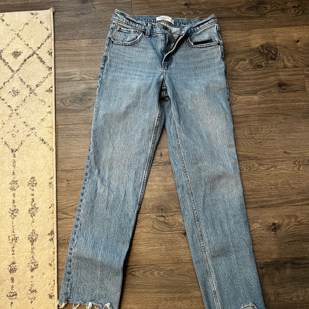 Abercrombie and Fitch jeans - Picture 2 of 3